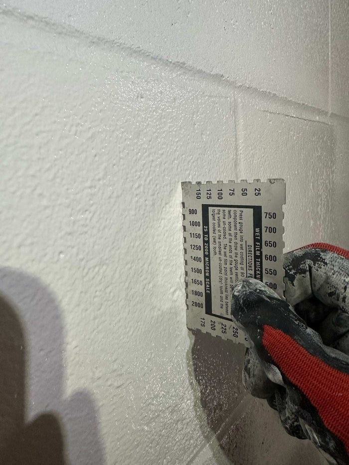 Airtight White vapour control airtight paint 11.4kg spray and roller applied