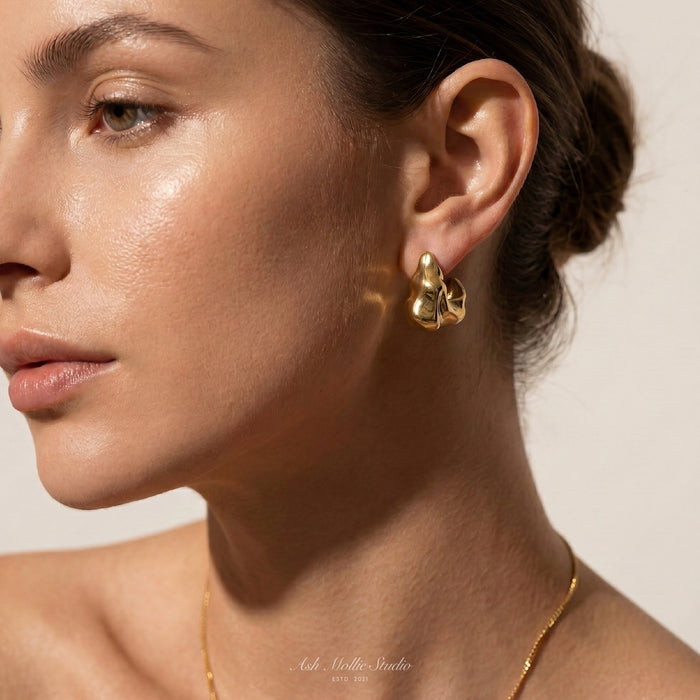 DEVI Uneven Wavy Earrings - ASH MOLLIE STUDIO