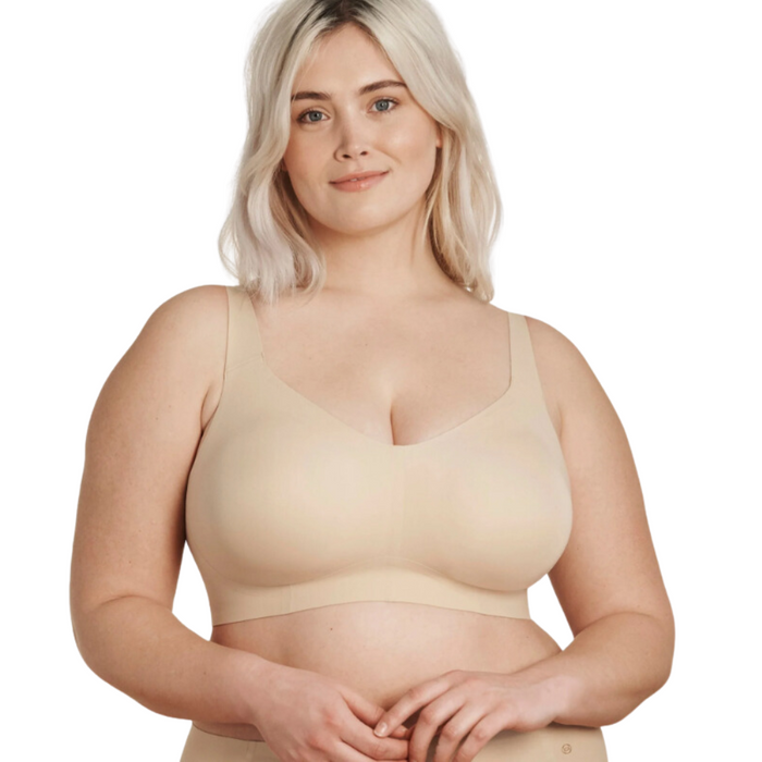 Evelyn & Bobbie Beyond Bra