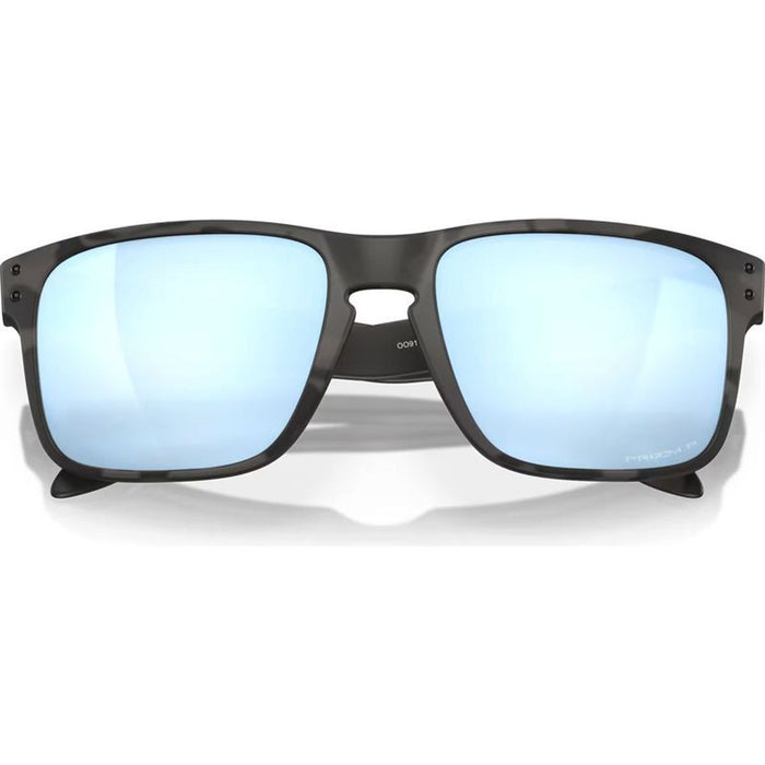 Holbrook, Matte Black Camo/Prizm Deep Water Polarised Lenses