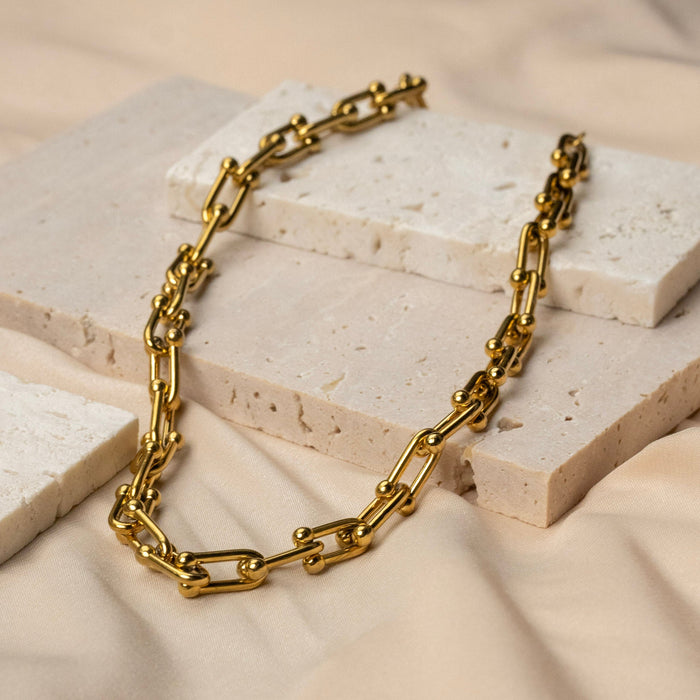 Horse Shoe U - Link Necklace - Ornaments Co - 18K Gold Plated