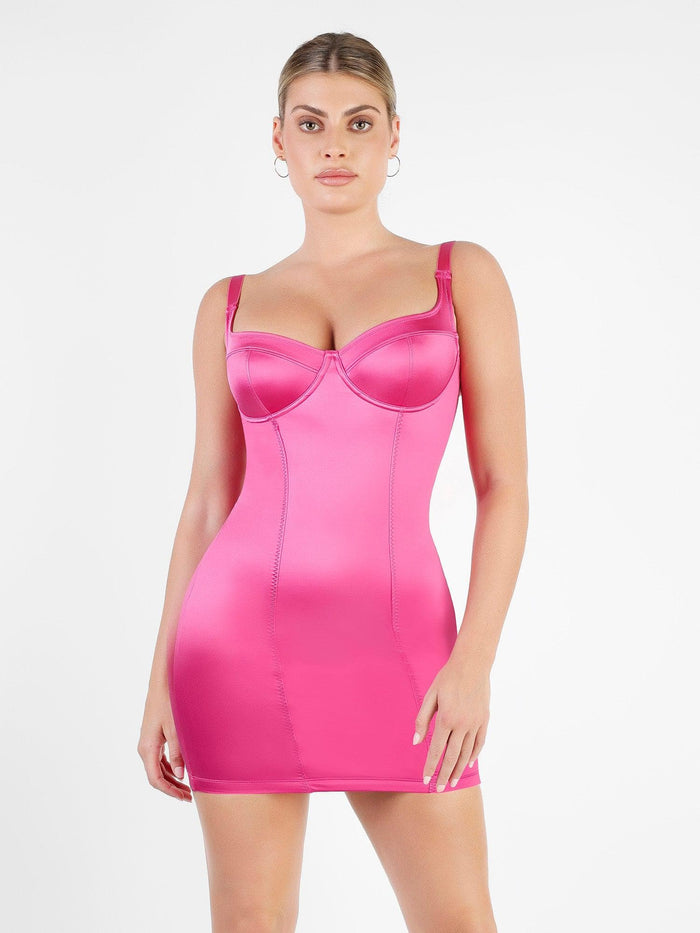Popilush® metallic shiny dress: a model showcases the bodycon dress in vibrant pink for any occasion.