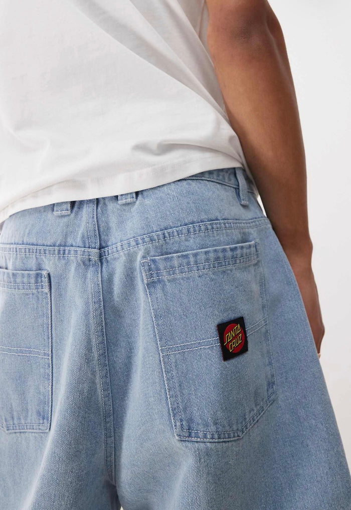 Santa Cruz big denim shorts in Lightwash Blue