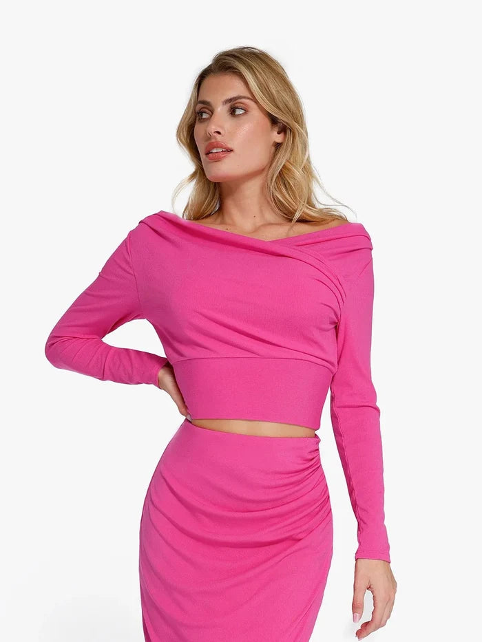 Popilush® pink off-shoulder set: a slimming, stylish outfit for modern women.