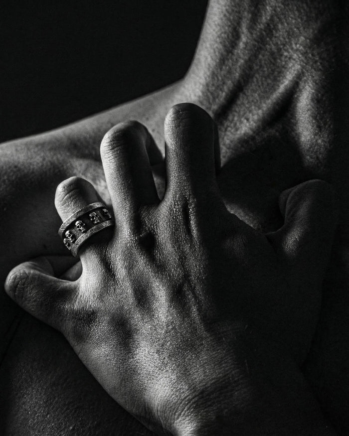 Silver ring ETERNAL DANCE