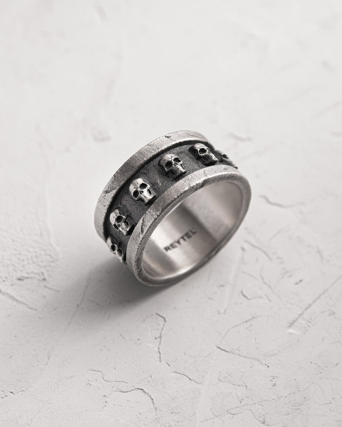Silver ring ETERNAL DANCE