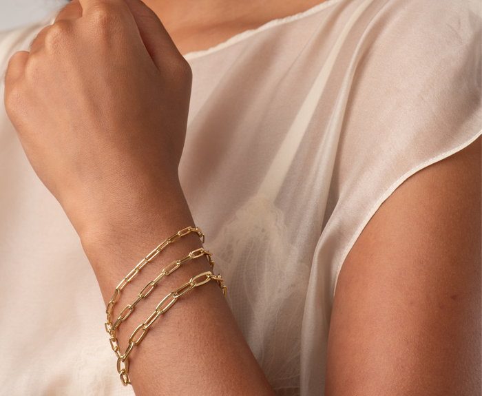 THE MEDIUM PAPERCLIP BRACELET