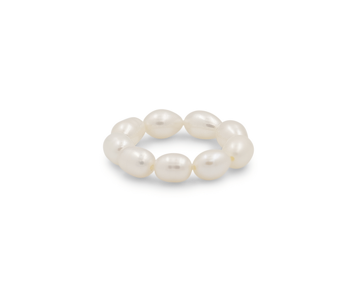 THE OVAL PEARL RING